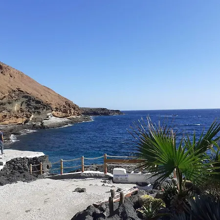 Casa de Férias Exclusive 1 Bedroom With A Pool, 11f Arona (Tenerife)