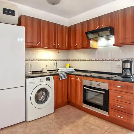 Exclusive 1 Bedroom With A Pool, 11f * ארונה