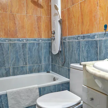 Exclusive 1 Bedroom With A Pool, 11f Casa de Férias